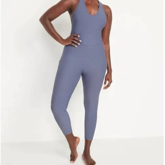 Old Navy Powersoft Lavender Purple Crisscross Back Jumper Small - Picture 1 of 5